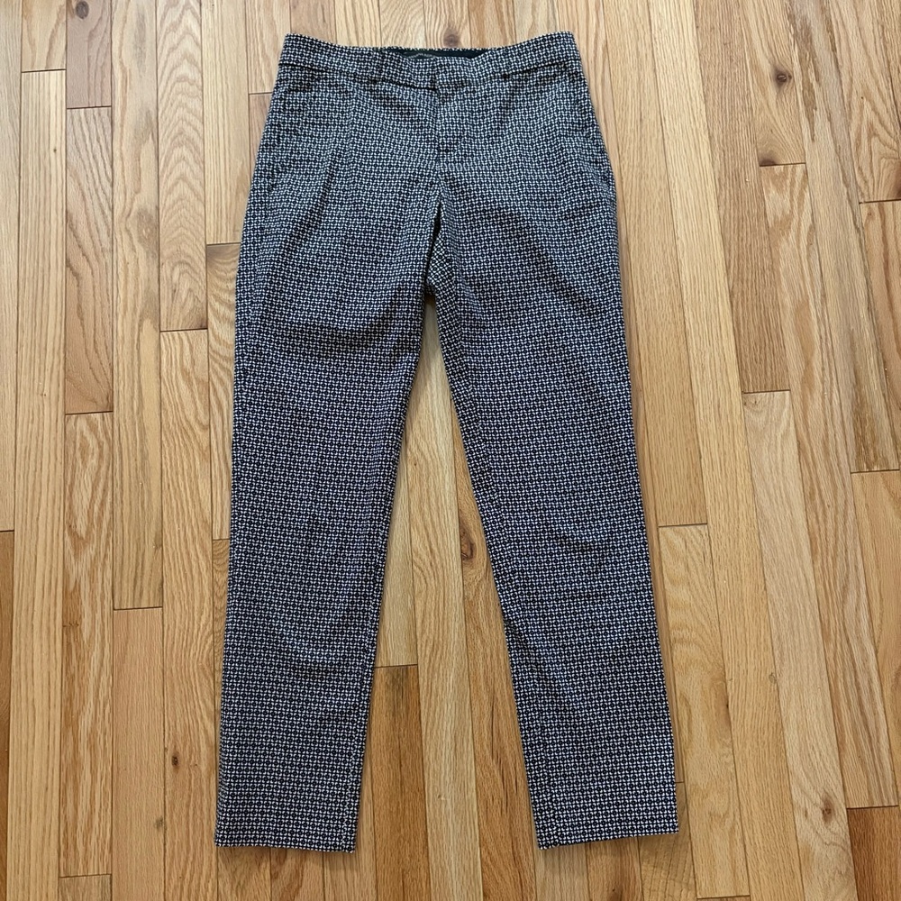 Banana Republic Black and White Dress Pants Ryan fit Size 0
